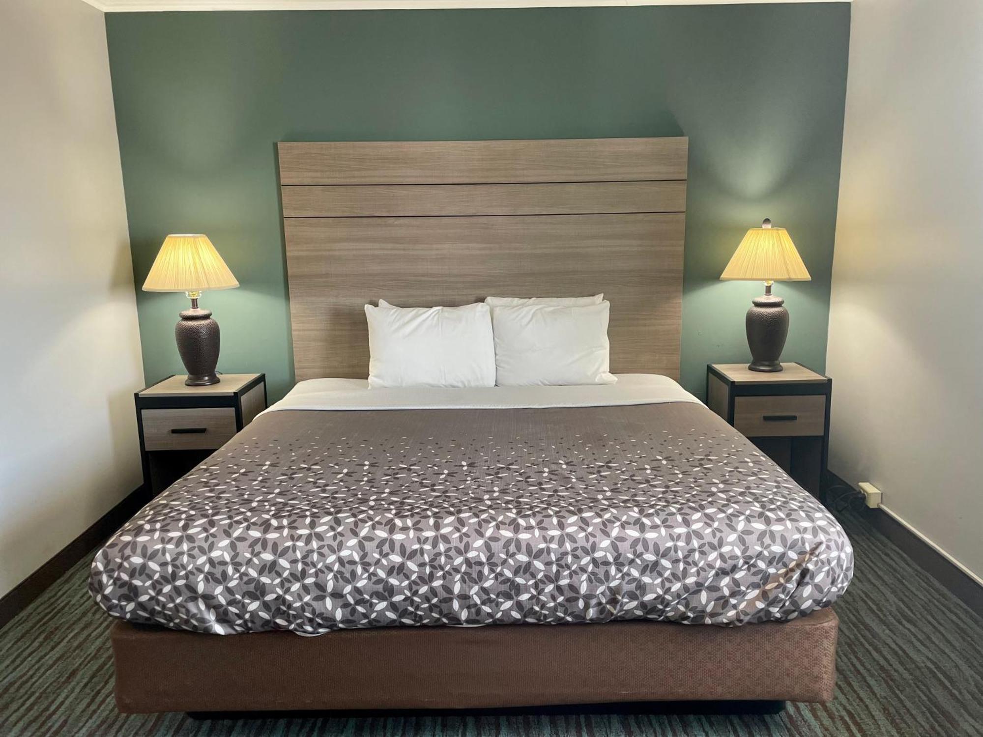 Countryside Inn & Suites Omaha East-Council Bluffs Ia Номер фото