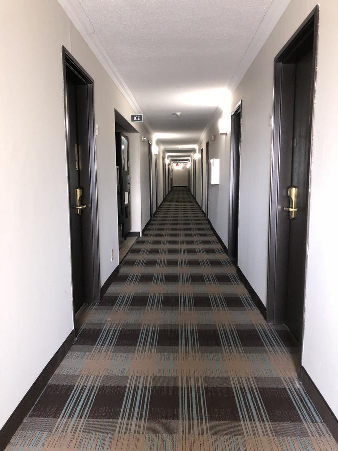 Countryside Inn & Suites Omaha East-Council Bluffs Ia Экстерьер фото