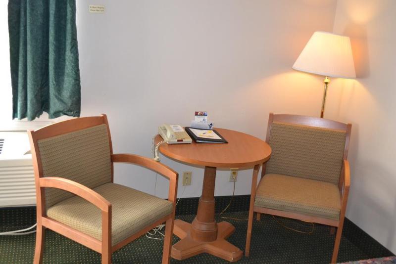 Countryside Inn & Suites Omaha East-Council Bluffs Ia Экстерьер фото