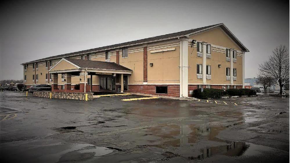 Countryside Inn & Suites Omaha East-Council Bluffs Ia Экстерьер фото