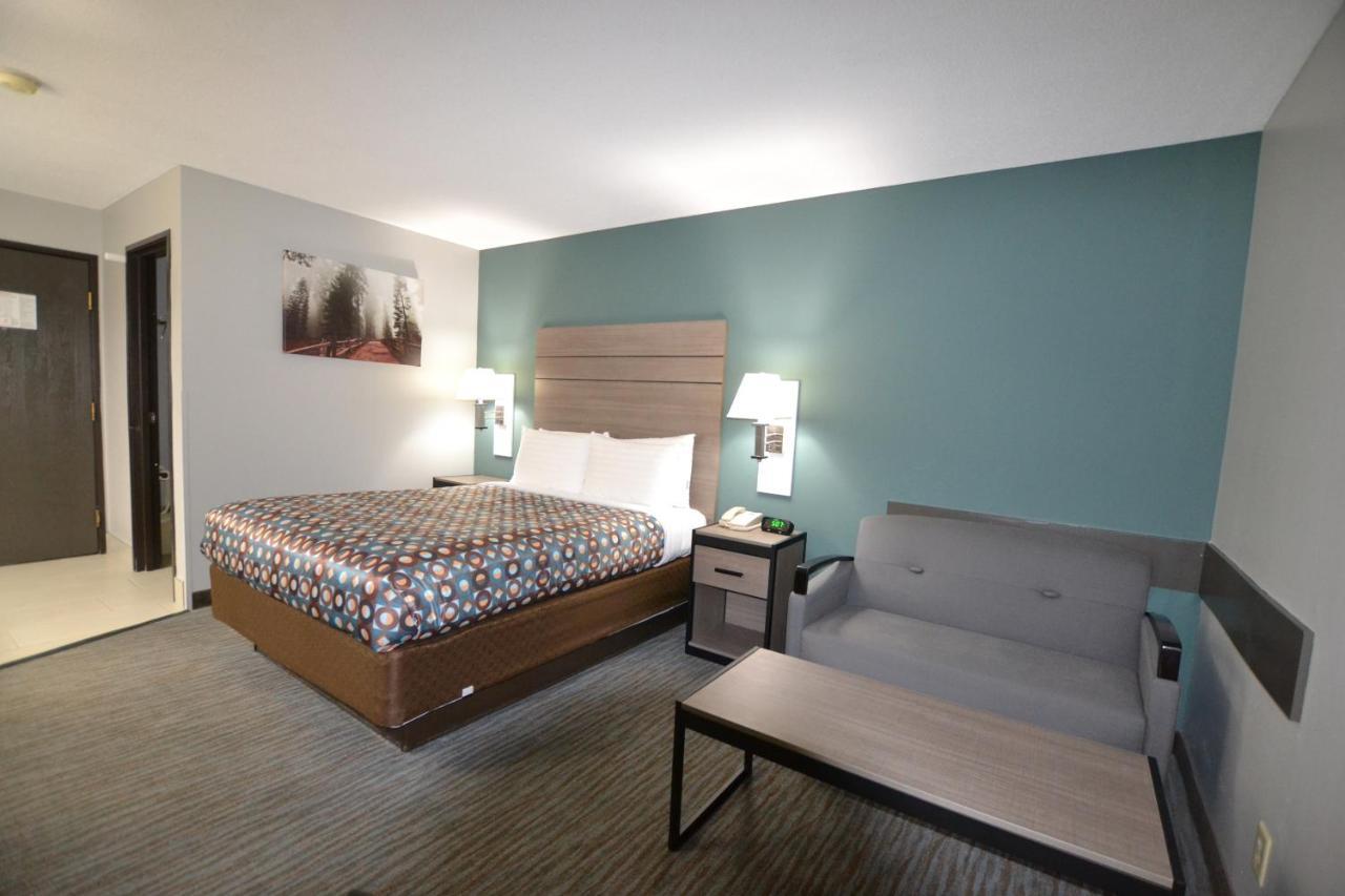 Countryside Inn & Suites Omaha East-Council Bluffs Ia Экстерьер фото