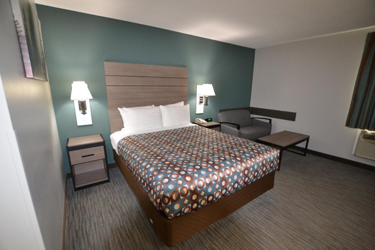 Countryside Inn & Suites Omaha East-Council Bluffs Ia Экстерьер фото