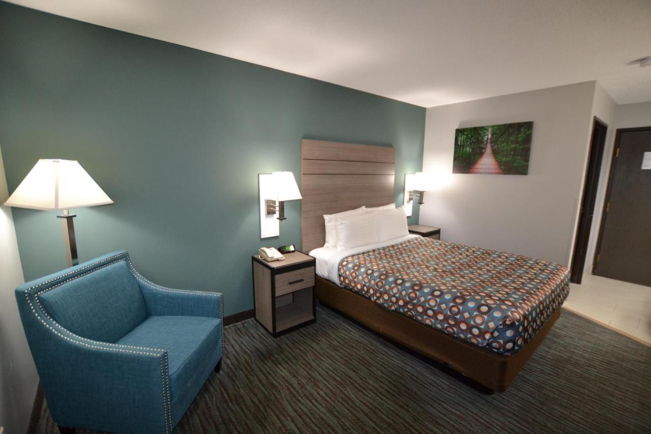 Countryside Inn & Suites Omaha East-Council Bluffs Ia Экстерьер фото