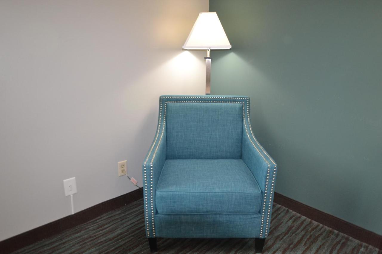 Countryside Inn & Suites Omaha East-Council Bluffs Ia Экстерьер фото
